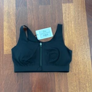 NWT Zyia Active Black Front Zipper Access Bra. Size Small, fits more like Medium